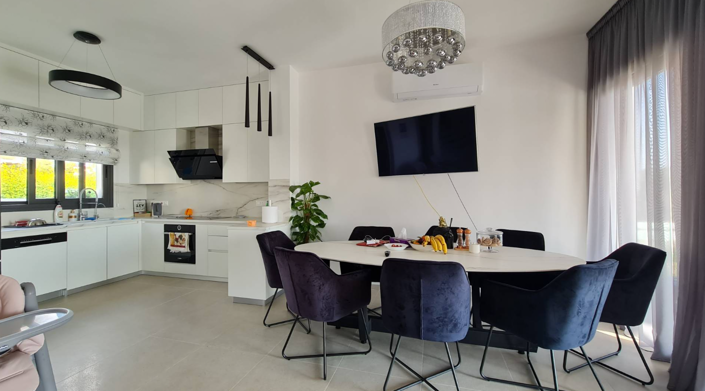 Image No.3-5 Bed Villa for sale