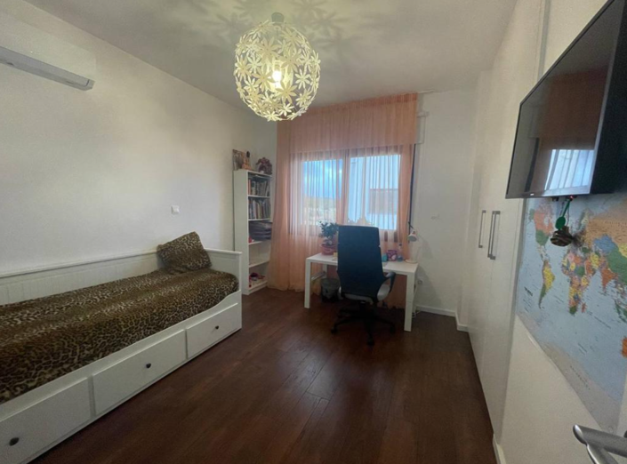 Image No.8-5 Bed Villa for sale