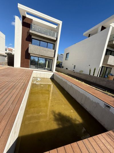 Image No.18-3 Bed Villa for sale