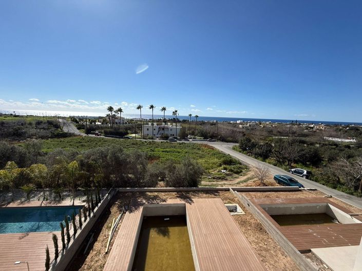 Image No.8-3 Bed Villa for sale