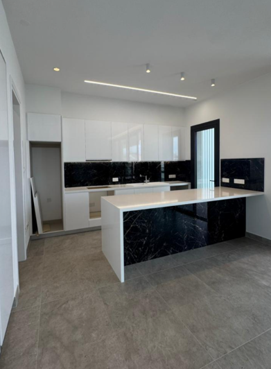 Image No.4-5 Bed Apartment for sale