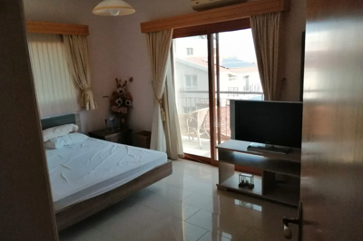 e9086e01-acee-41ce-9cd1-f2a3e13765b7