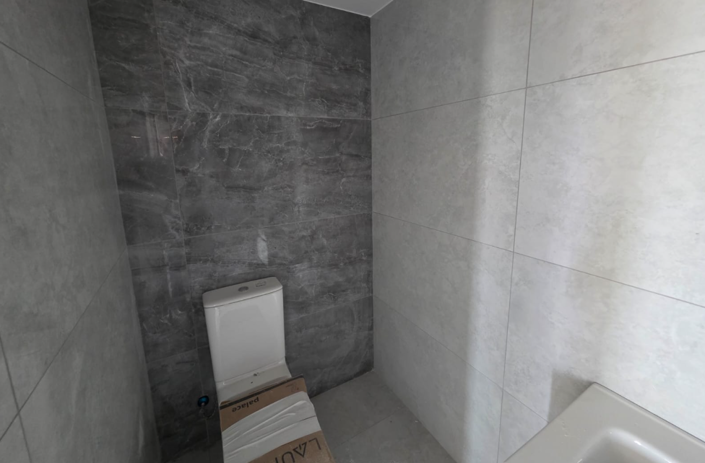 Image No.13-2 Bed Apartment for sale