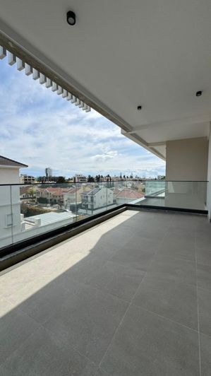 Image No.25-5 Bed Apartment for sale