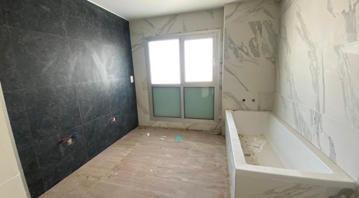 Image No.2-4 Bed Penthouse for sale