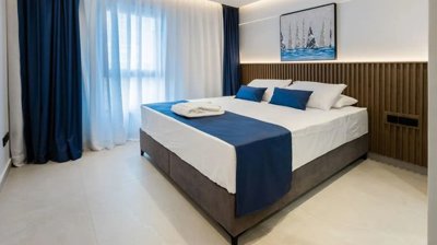 d742045e-4897-4d4f-8b67-afd9089b05ca