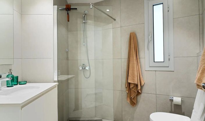 Image No.9-2 Bed Apartment for sale