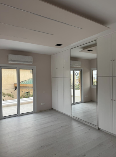 Image No.14-4 Bed Villa for sale