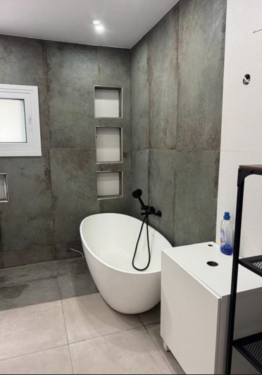 Image No.6-4 Bed Villa for sale