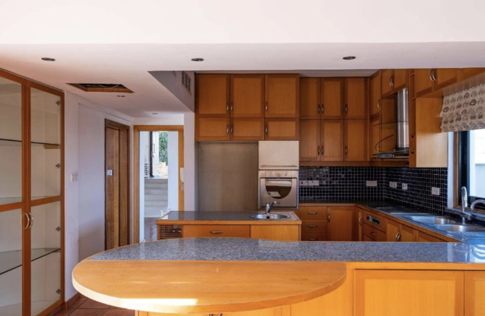 Image No.7-Maison de 4 chambres à vendre à Strovolos