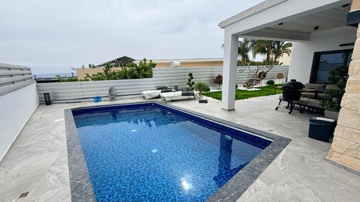 Image No.11-3 Bed Villa for sale