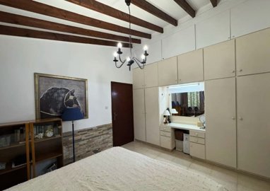 7906cd3d-2163-4b42-a8a6-6c39069f18e7