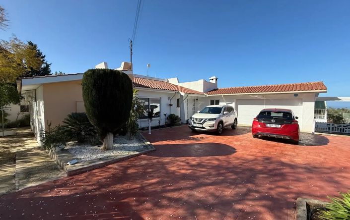 Image No.7-3 Bed House for sale