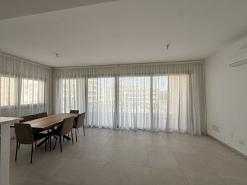 909eb731-595d-4806-93da-90c138f87f77