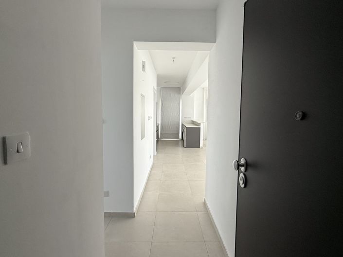 Image No.2-3 Bed Apartment for sale