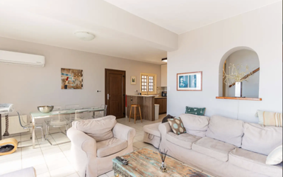 685efd0b-f6b2-4f1c-8361-a233b7b4352d