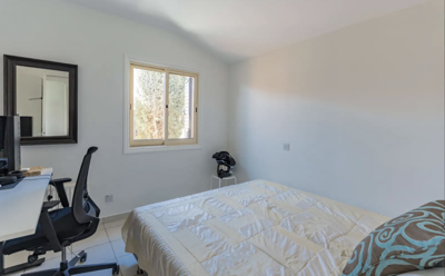 e198bec6-0f99-4e05-9183-18680616e977