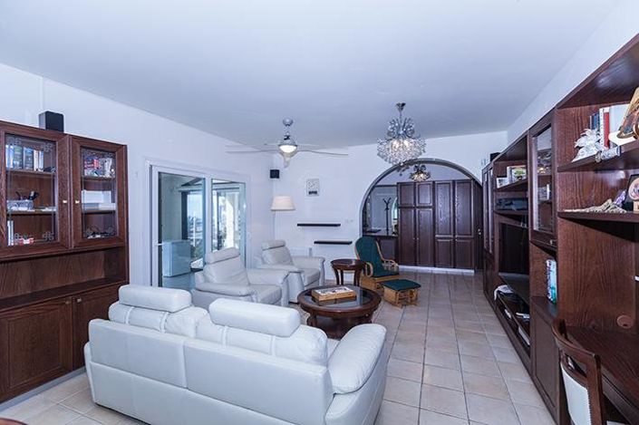 Image No.10-4 Bed Bungalow for sale