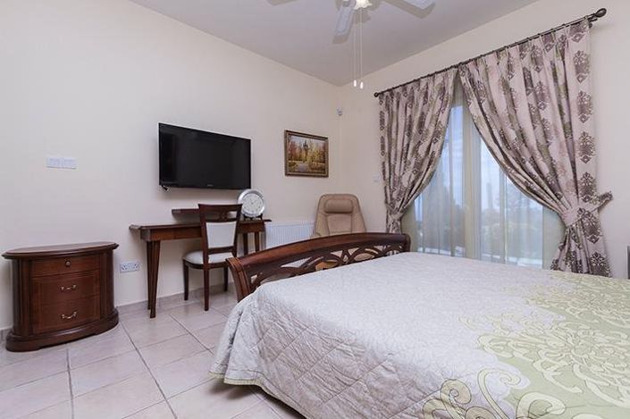 Image No.3-4 Bed Bungalow for sale