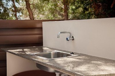 4cb61cb5-fb13-48f5-b9d2-6b13c70f2a3c