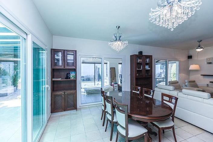 Image No.9-4 Bed Bungalow for sale