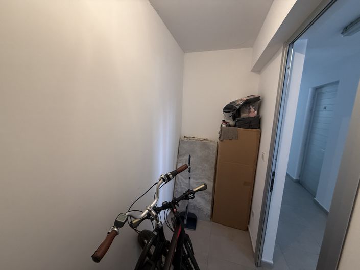 Image No.10-3 Bed Apartment for sale