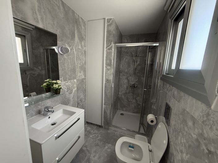 Image No.27-3 Bed Apartment for sale