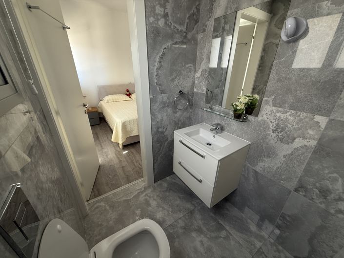 Image No.28-3 Bed Apartment for sale