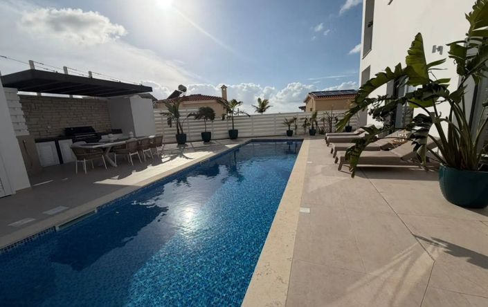 Image No.13-3 Bed Villa for sale