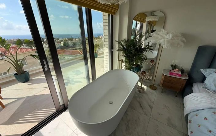 Image No.9-3 Bed Villa for sale