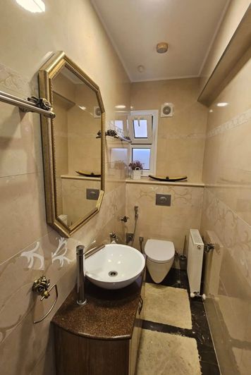 Image No.10-3 Bed House for sale