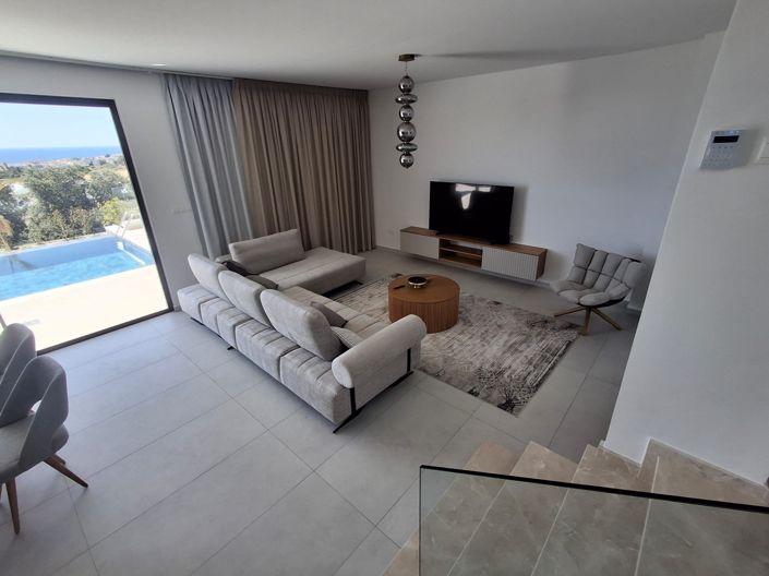 Image No.2-3 Bed Villa for sale