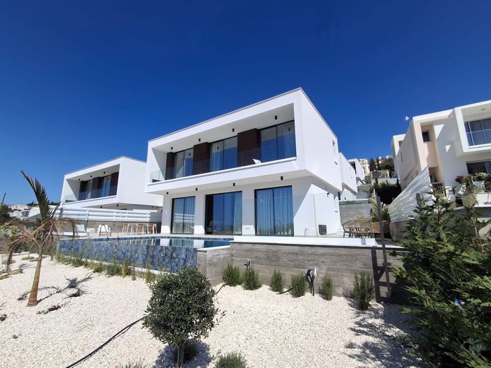 Image No.3-3 Bed Villa for sale