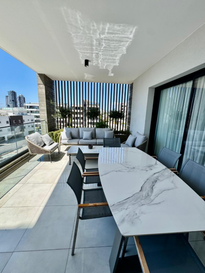 Image No.9-3 Bed Apartment for sale