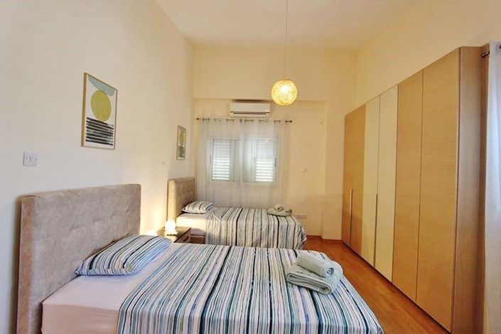 Image No.11-4 Bed Bungalow for sale