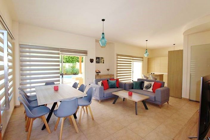 Image No.2-4 Bed Bungalow for sale