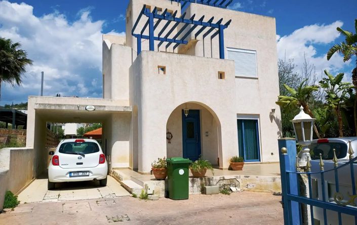 Image No.14-Villa de 4 chambres à vendre à Agios Tychonas