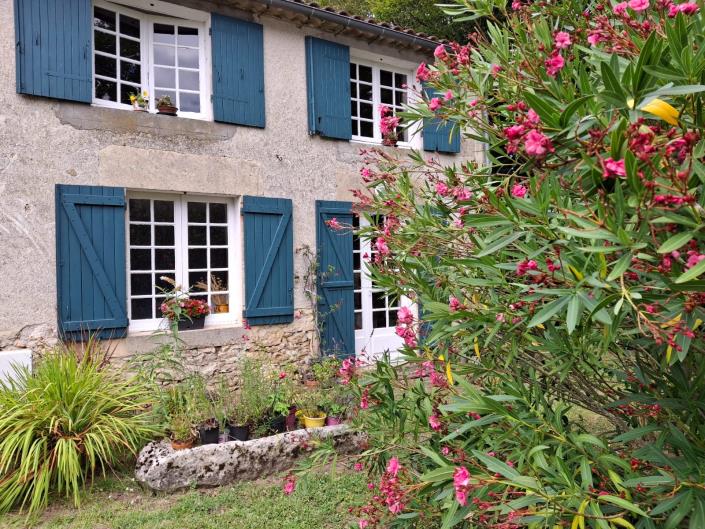 Image No.4-4 Bed Farmhouse for sale