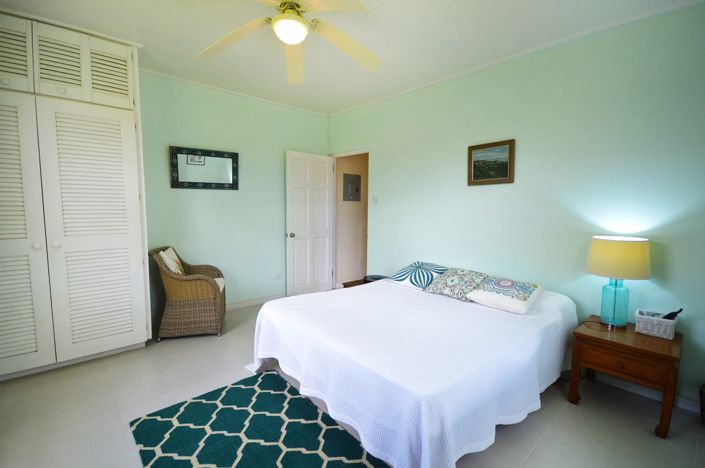 Image No.12-4 Bed Property for sale