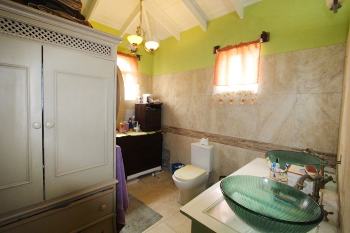 Image No.10-Propriété de 4 chambres à vendre à St Philip