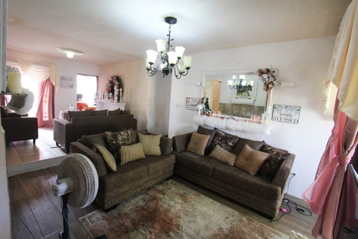 Image No.4-Propriété de 4 chambres à vendre à St Philip