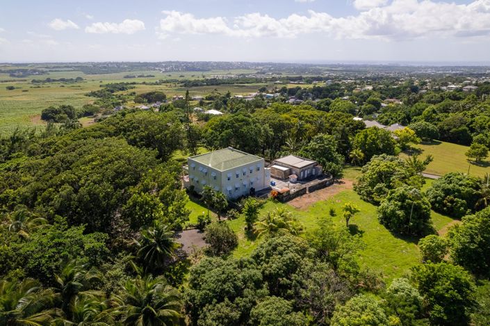 Image No.1-4 Bed Property for sale