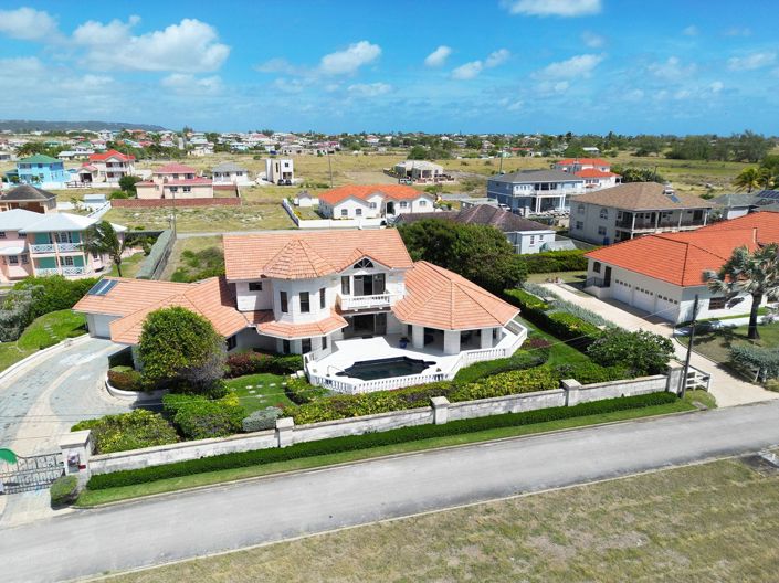 Image No.33-3 Bed Property for sale