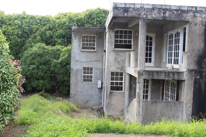 Image No.18-10 Bed Property for sale