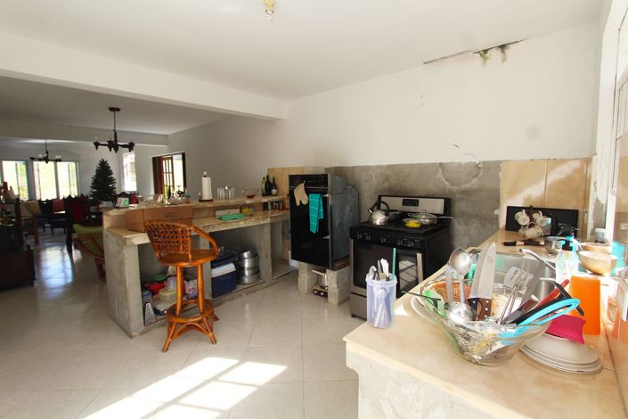 Image No.4-10 Bed Property for sale