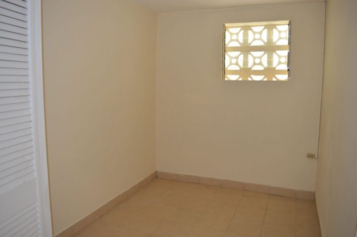 Image No.14-Propriété de 4 chambres à vendre à St George