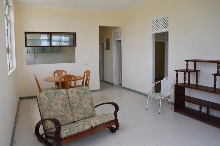 Image No.2-Propriété de 4 chambres à vendre à St George