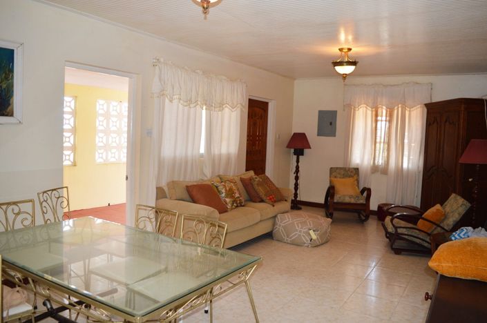 Image No.2-Propriété de 6 chambres à vendre à St George