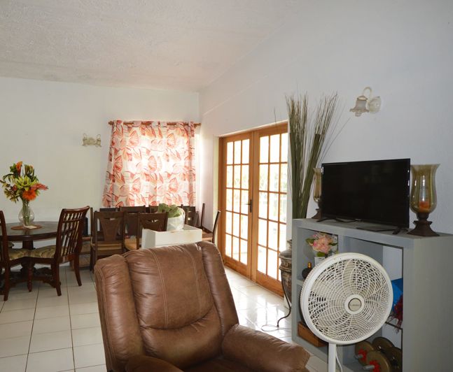 Image No.3-2 Bed Property for sale