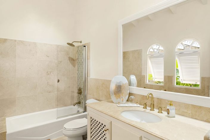 Image No.7-3 Bed Property for sale